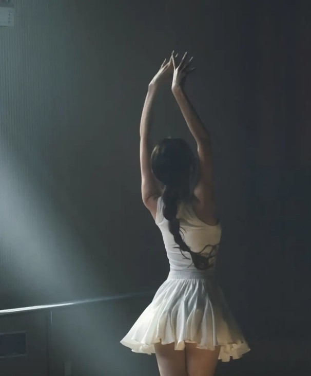 《枭起青壤》全剧最惊喜的人，不是卧底吕现，也不是可爱地枭熊黑，而是结局才出现的干爷爷颜老头